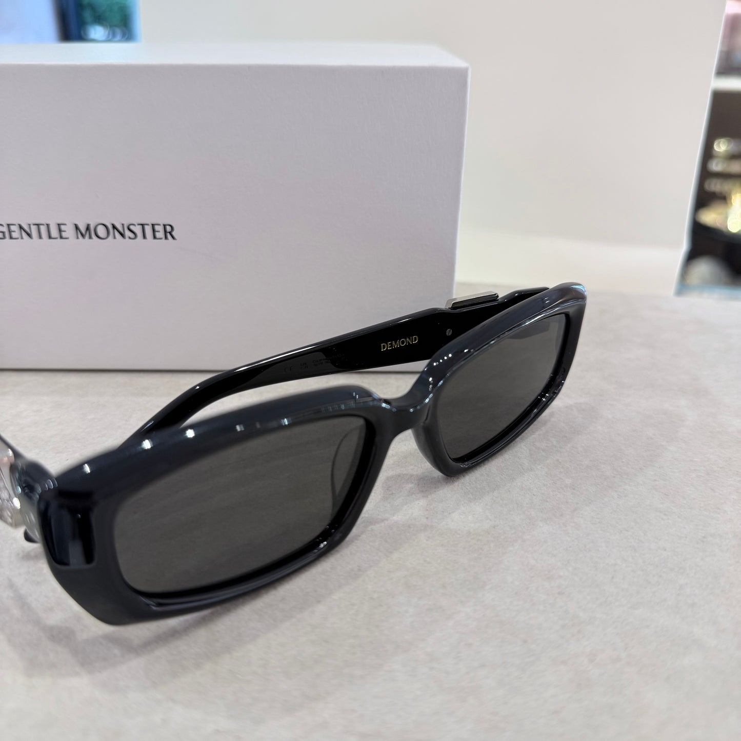 Gentle Monster Demond