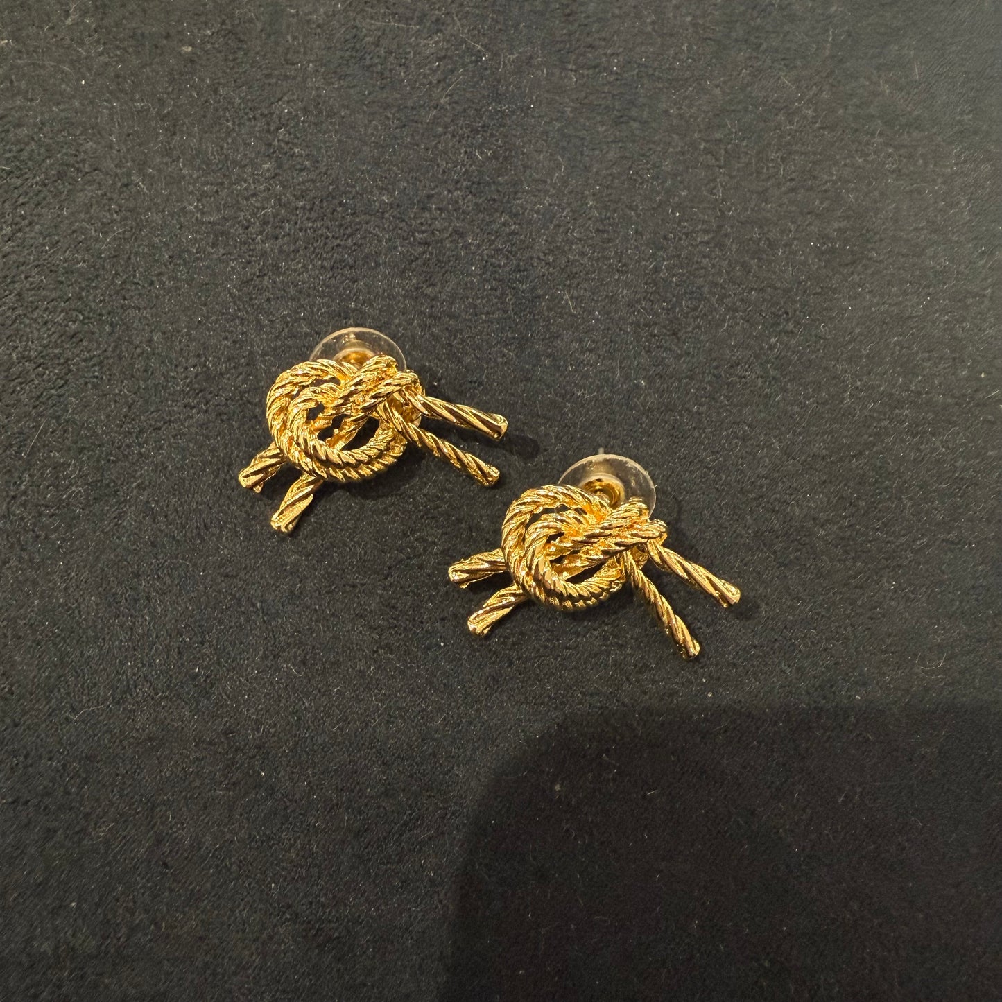 Gold twisted earrings Cloisonné