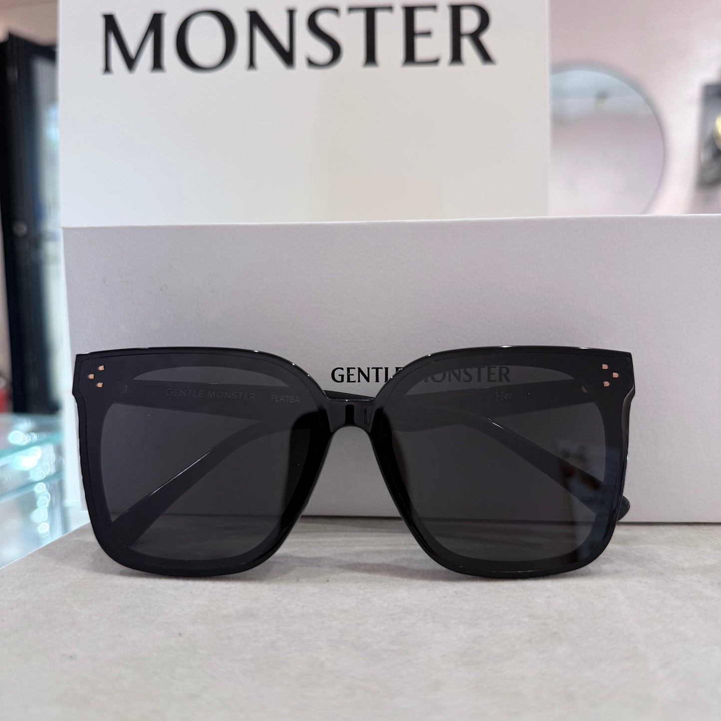 Gentle Monster Her