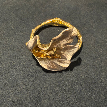 White iris leaf bracelet Cloisonné