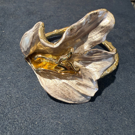 White iris leaf bracelet Cloisonné