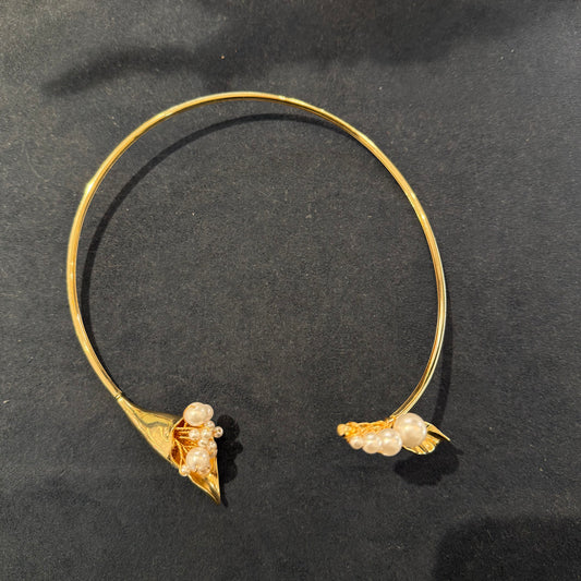 Lily&pearls collar necklace Cloisonné