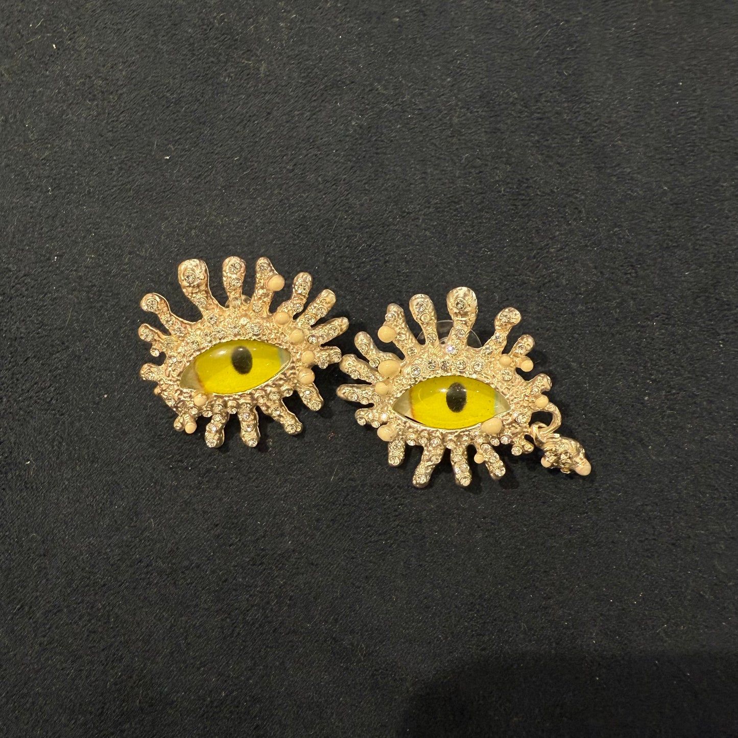 Eye design earrings Cloisonné